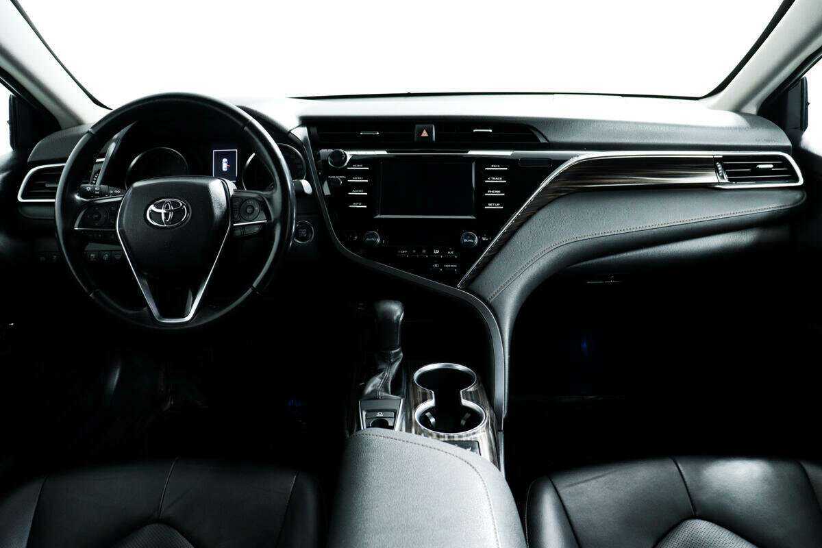 Toyota Camry б/у, 2020, Автоматическая. Фото: #10