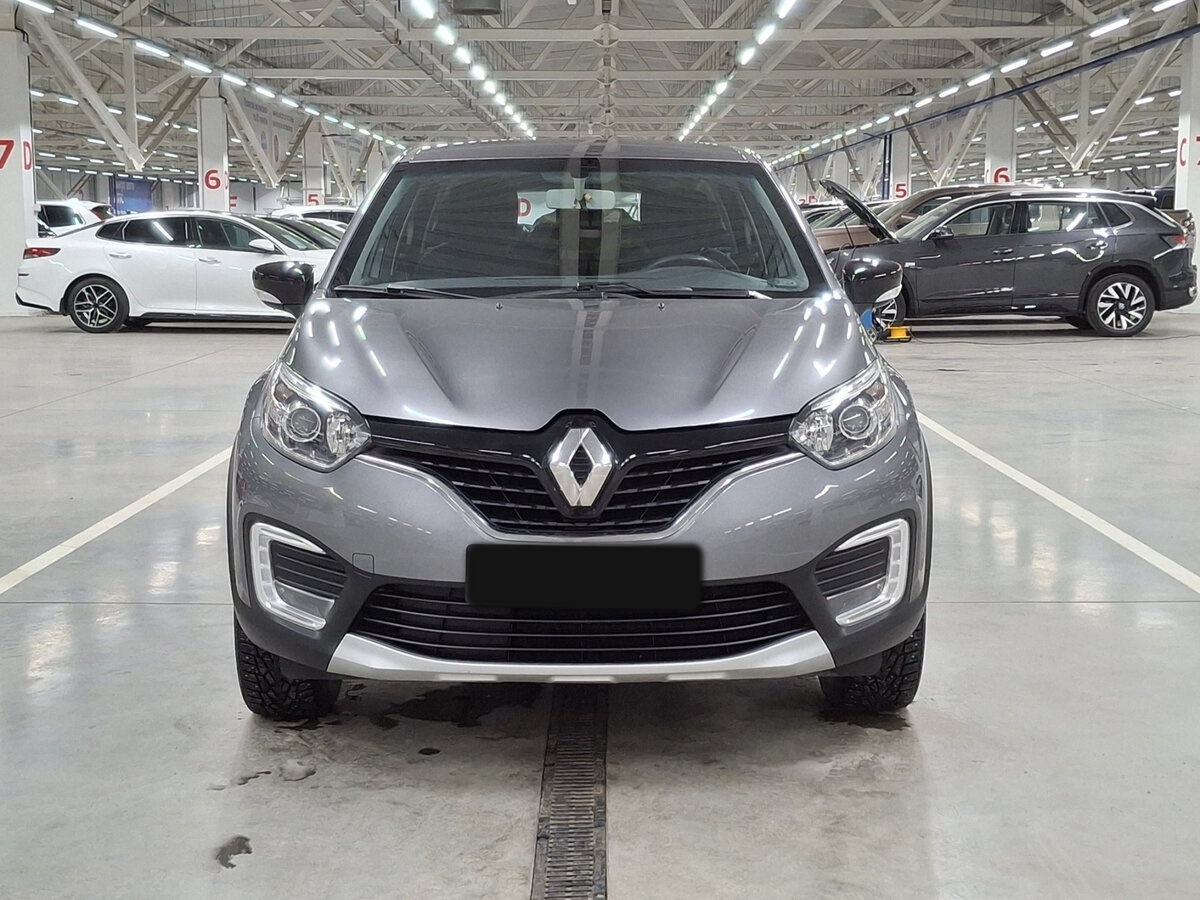 Renault Kaptur б/у, 2018, Механическая. Фото: #1