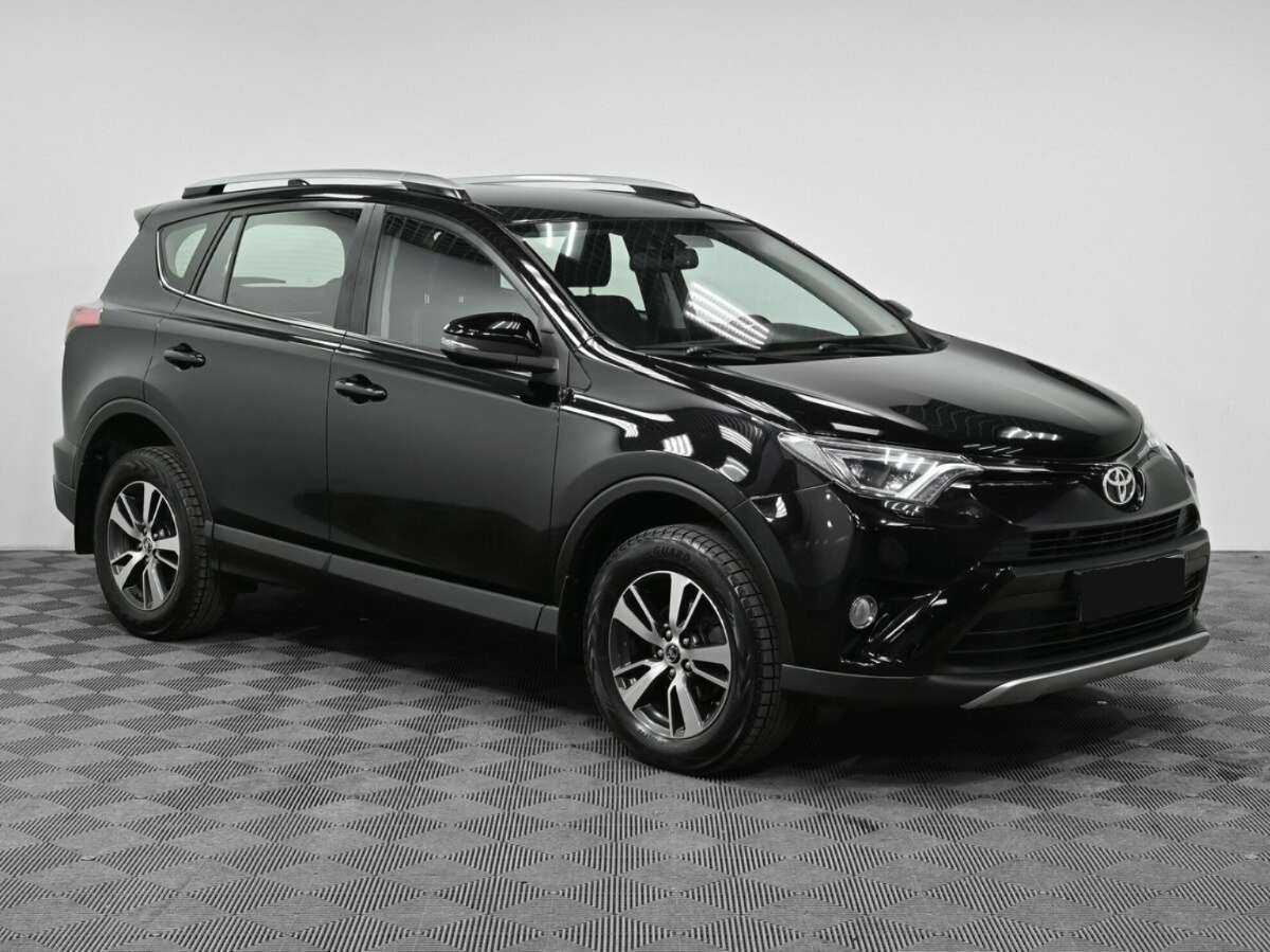 Toyota RAV4 б/у, 2018, Автоматическая. Фото: #2