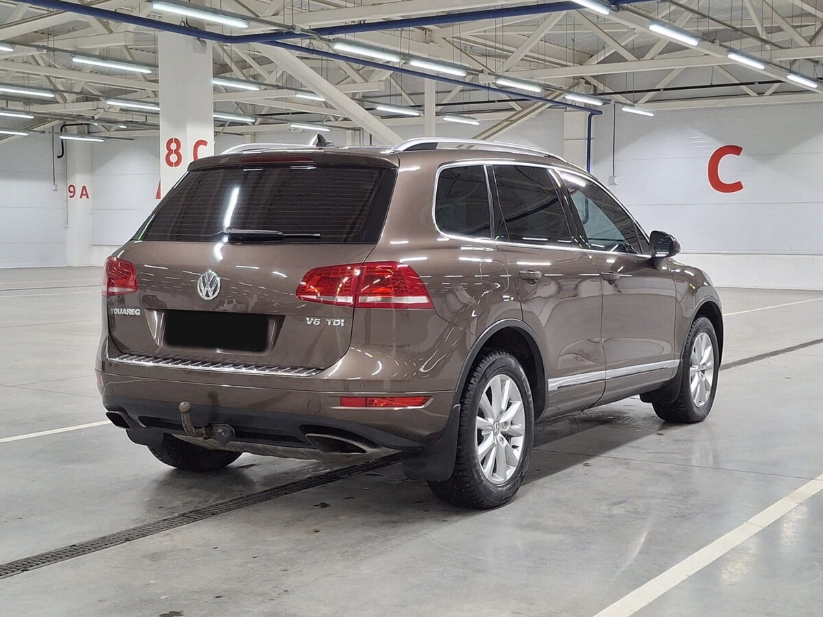 Volkswagen Touareg б/у, 2013, Автоматическая. Фото: #4