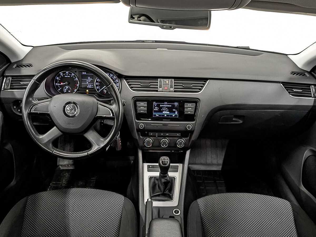 Skoda Octavia б/у, 2016, Механическая. Фото: #13