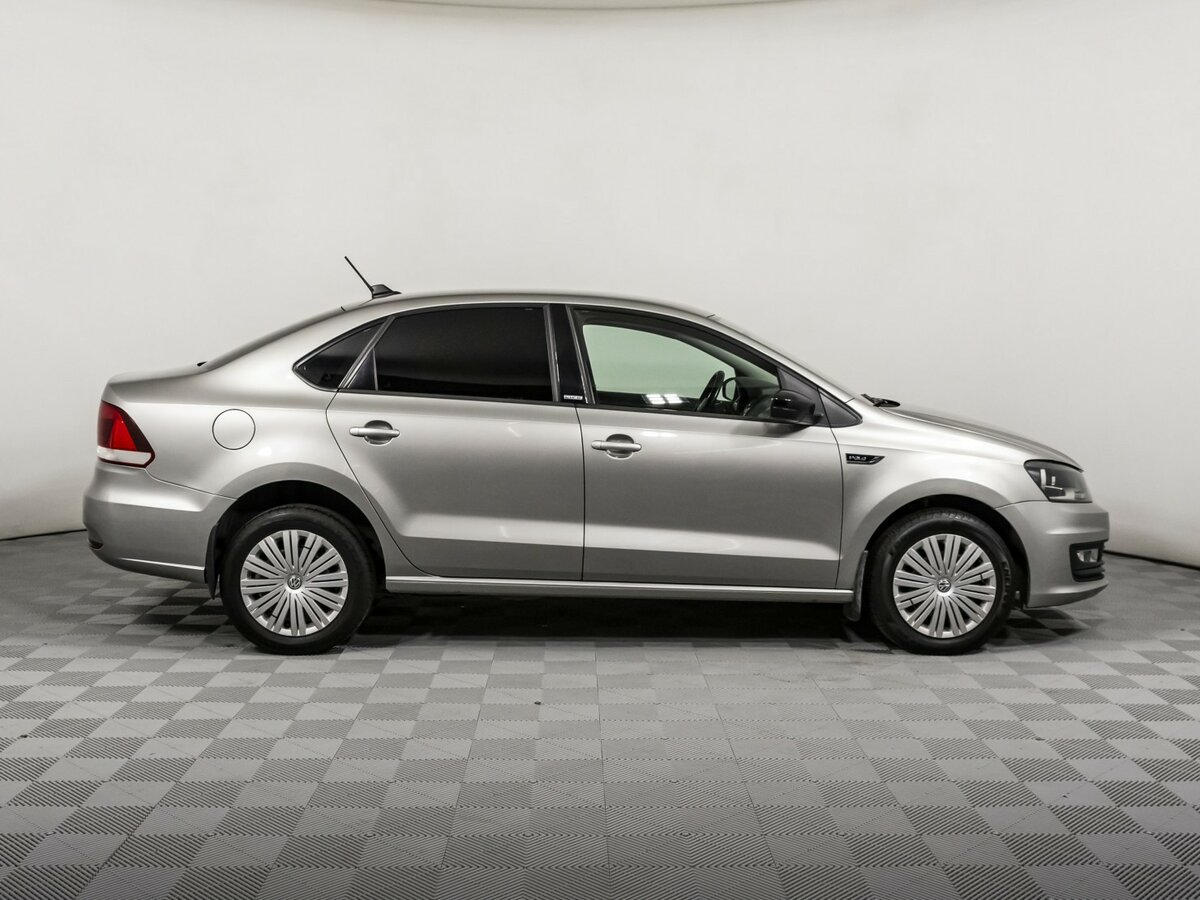 Volkswagen Polo б/у, 2018, Автоматическая. Фото: #3