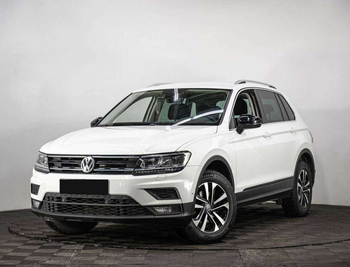 Volkswagen Tiguan б/у, 2019, Роботизированная. Посмотреть фото