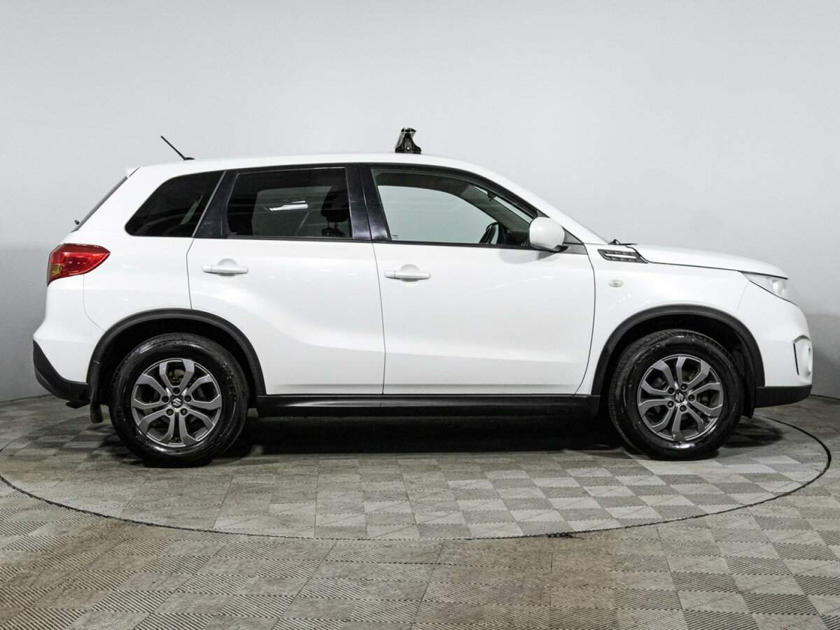 Suzuki Vitara б/у, 2016, Механическая. Фото: #3