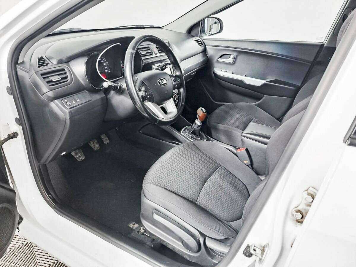 Kia Rio б/у, 2014, Механическая. Фото: #13