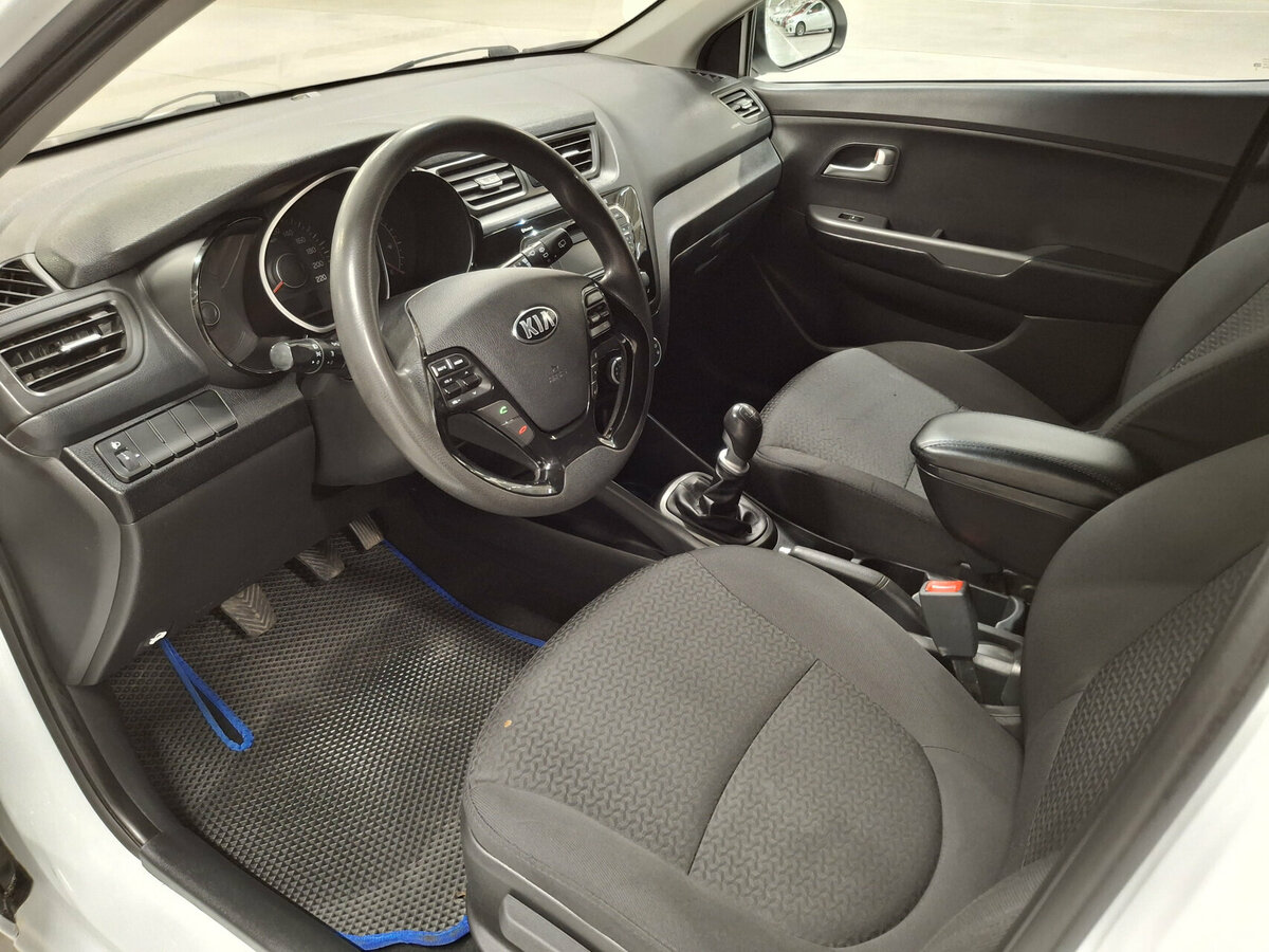 Kia Rio б/у, 2017, Механическая. Фото: #14