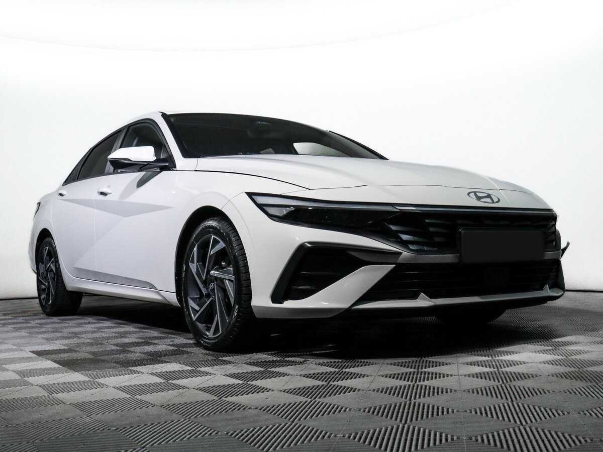 Hyundai Elantra б/у, 2023, Вариатор. Фото: #18
