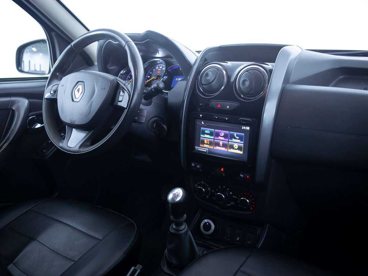 Renault Duster б/у, 2017, Механическая. Фото: #10