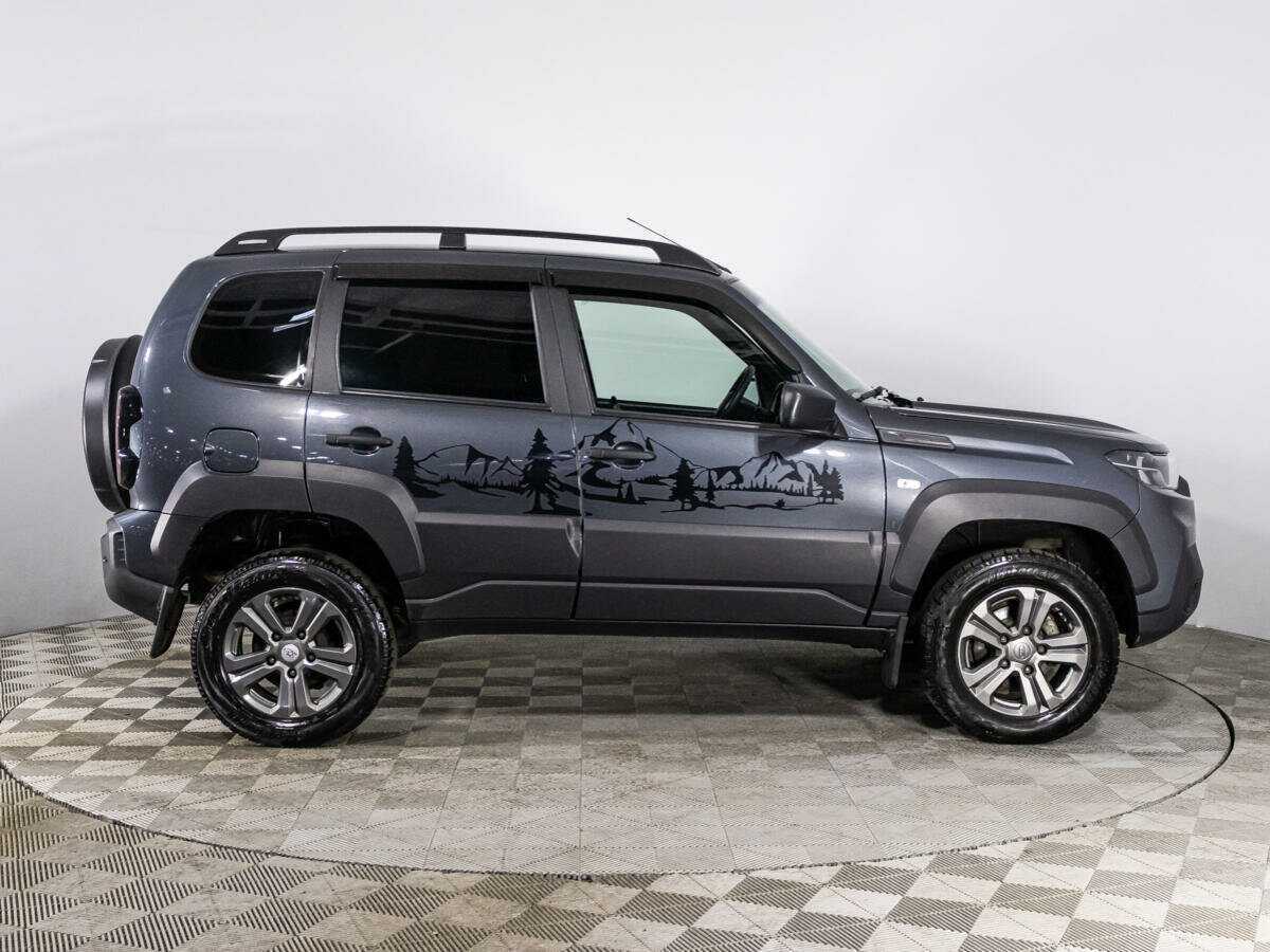 Lada (ВАЗ) Niva б/у, 2021, Механическая. Фото: #3