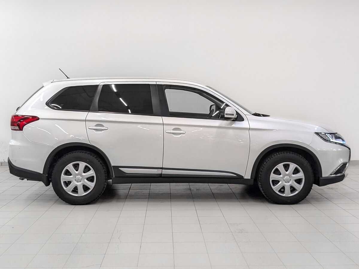 Mitsubishi Outlander б/у, 2015, Вариатор. Фото: #3