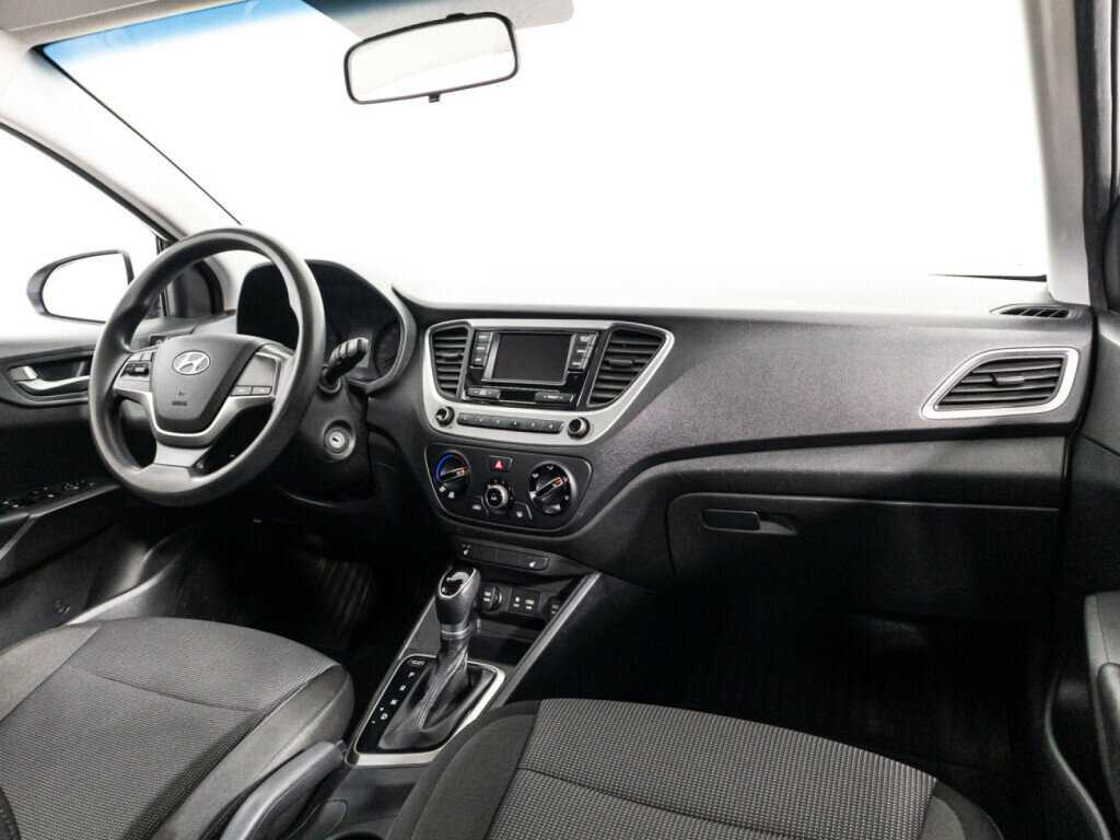 Hyundai Solaris б/у, 2018, Автоматическая. Фото: #8