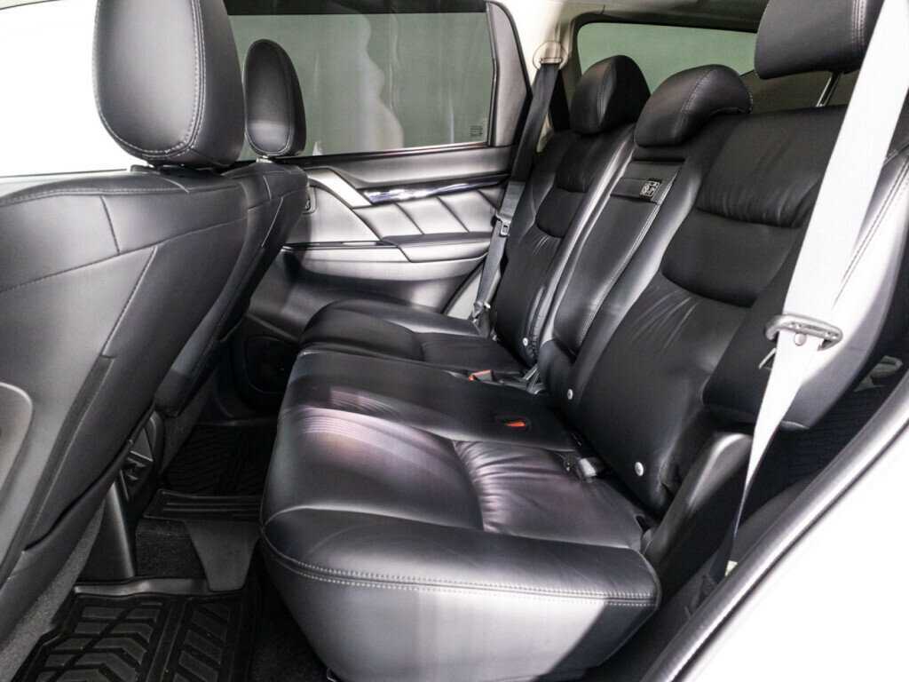 Mitsubishi Pajero Sport б/у, 2018, Автоматическая. Фото: #9