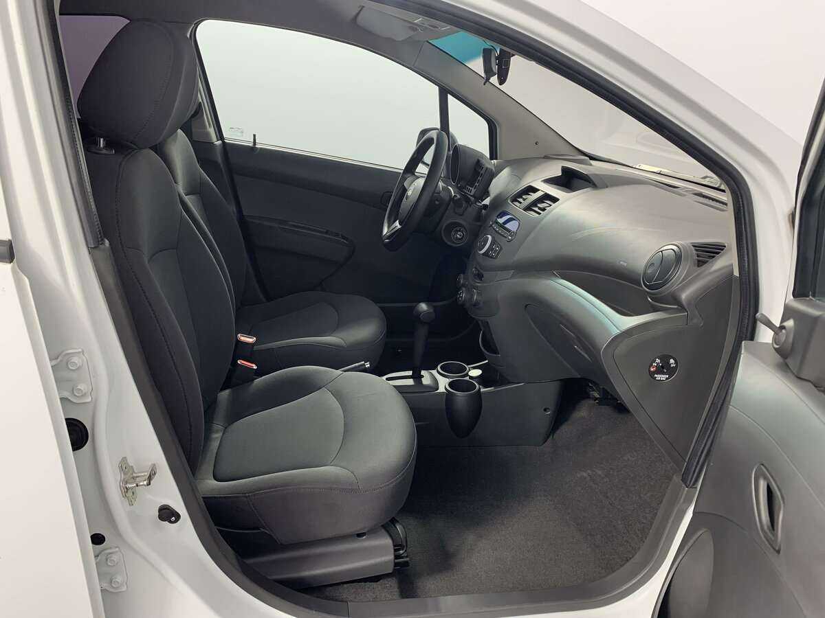Chevrolet Spark б/у, 2013, Автоматическая. Фото: #17