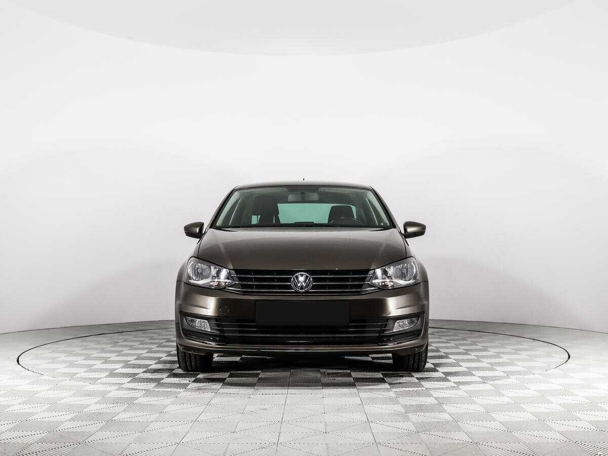 Volkswagen Polo б/у, 2016, Автоматическая. Фото: #1