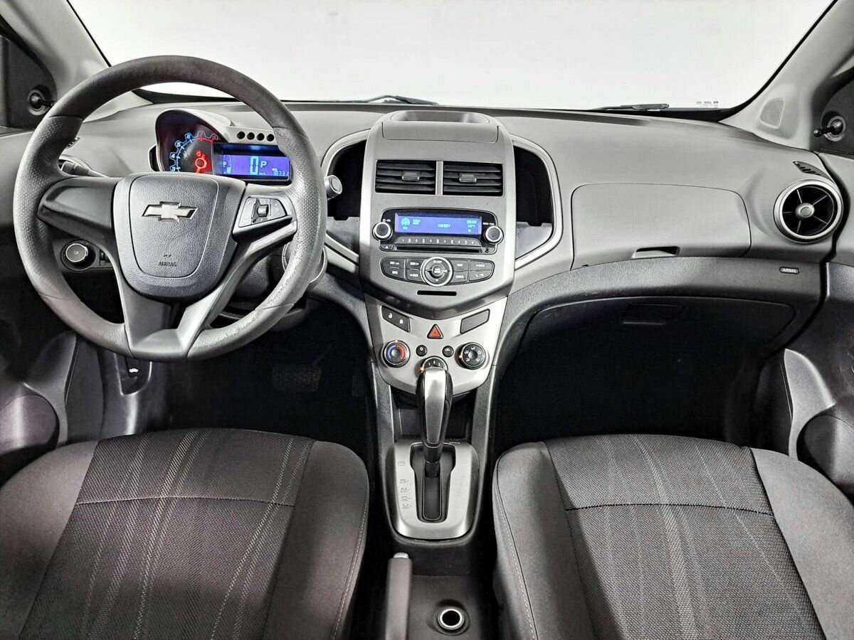 Chevrolet Aveo б/у, 2013, Автоматическая. Фото: #11