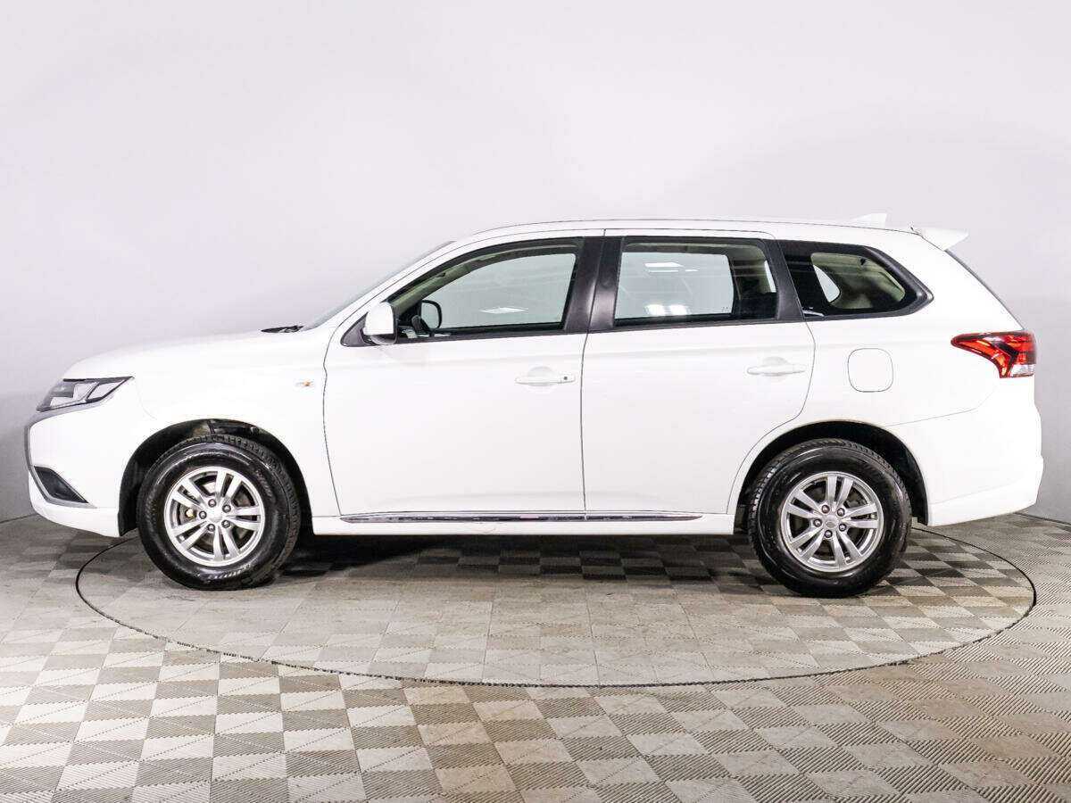 Mitsubishi Outlander б/у, 2022, Вариатор. Фото: #7