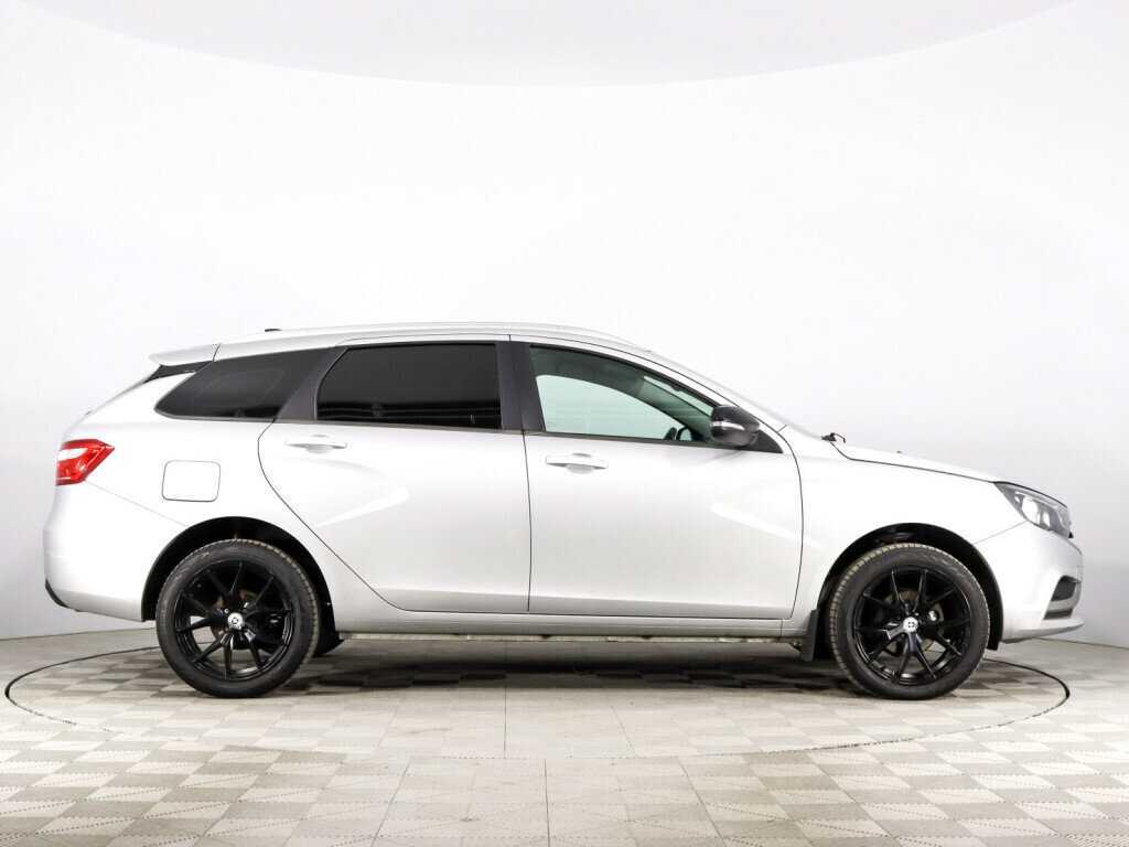 Lada (ВАЗ) Vesta б/у, 2018, Механическая. Фото: #1