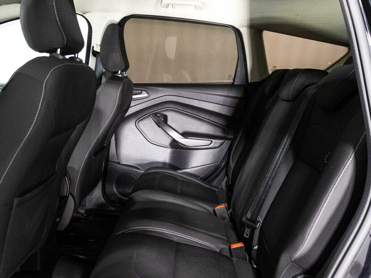 Ford Kuga б/у, 2017, Автоматическая. Фото: #9
