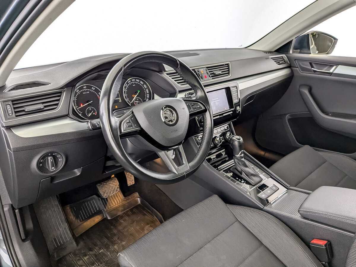 Skoda Superb б/у, 2019, Роботизированная. Фото: #15