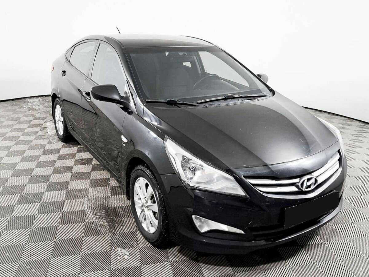 Hyundai Solaris б/у, 2015, Механическая. Фото: #2