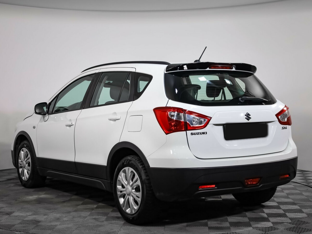 Suzuki SX4 б/у, 2017, Механическая. Фото: #5
