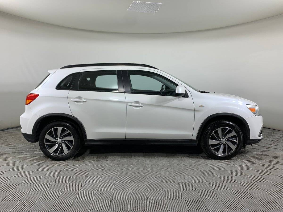Mitsubishi ASX б/у, 2018, Вариатор. Фото: #3