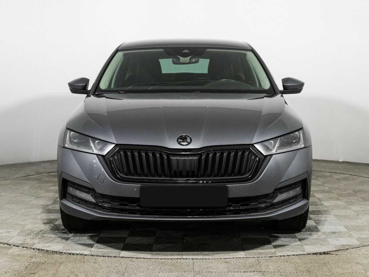 Skoda Octavia б/у, 2021, Автоматическая. Фото: #1