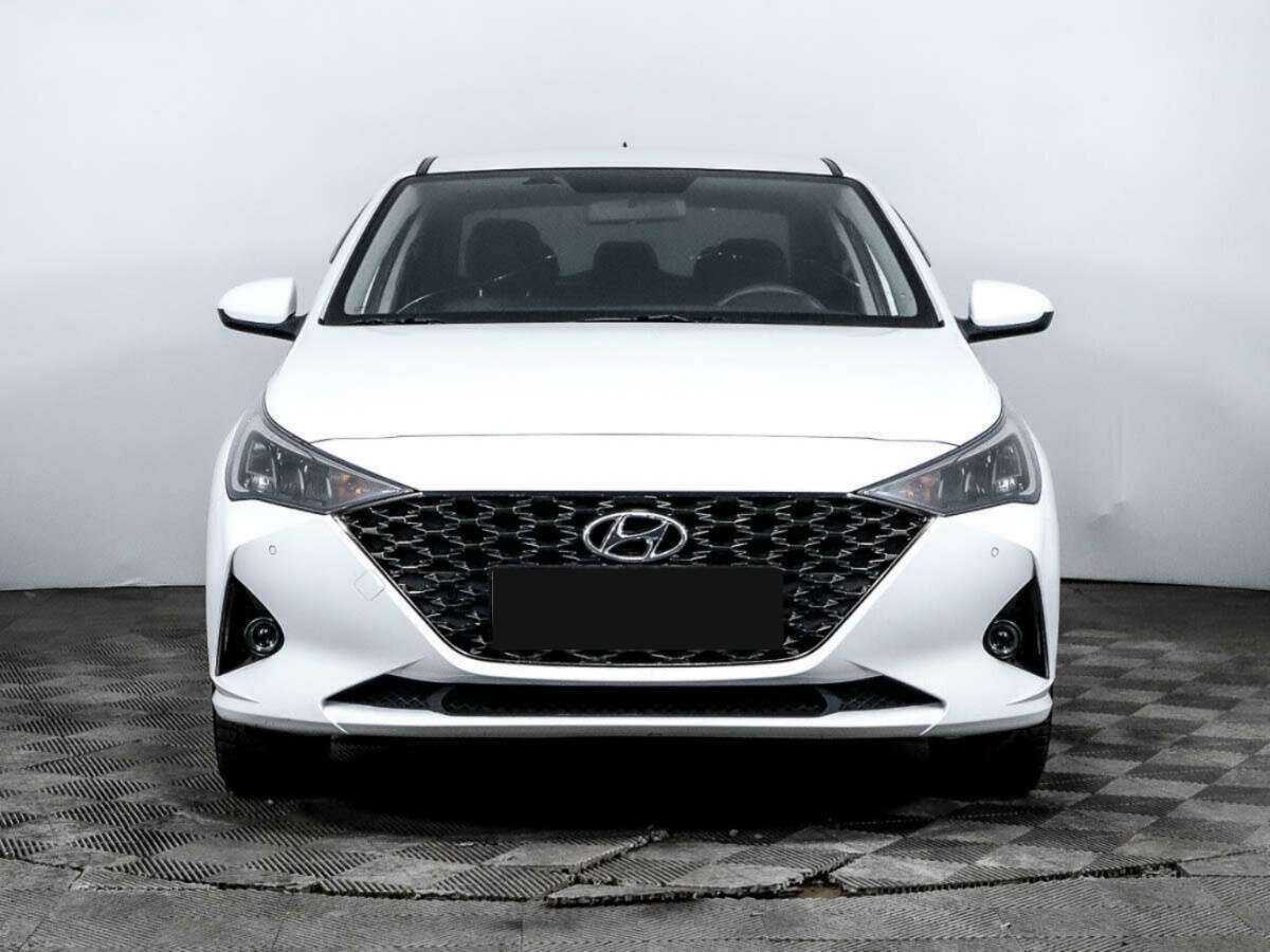 Hyundai Solaris б/у, 2021, Автоматическая. Фото: #1