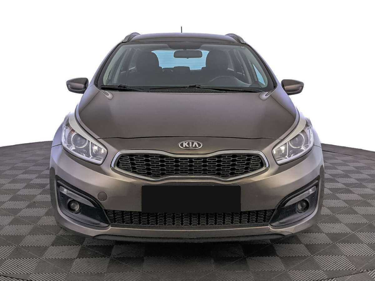 Kia Ceed б/у, 2015, Автоматическая. Фото: #1