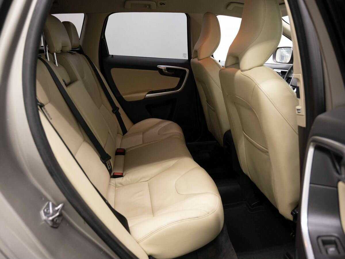 Volvo XC60 б/у, 2014, Автоматическая. Фото: #9