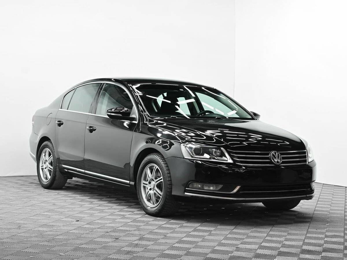 Volkswagen Passat б/у, 2012, Роботизированная. Фото: #1