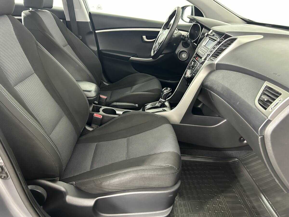 Hyundai i30 б/у, 2012, Автоматическая. Фото: #13