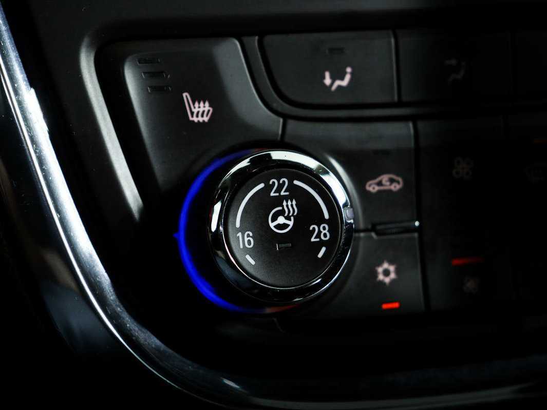 Opel Mokka б/у, 2013, Автоматическая. Фото: #15