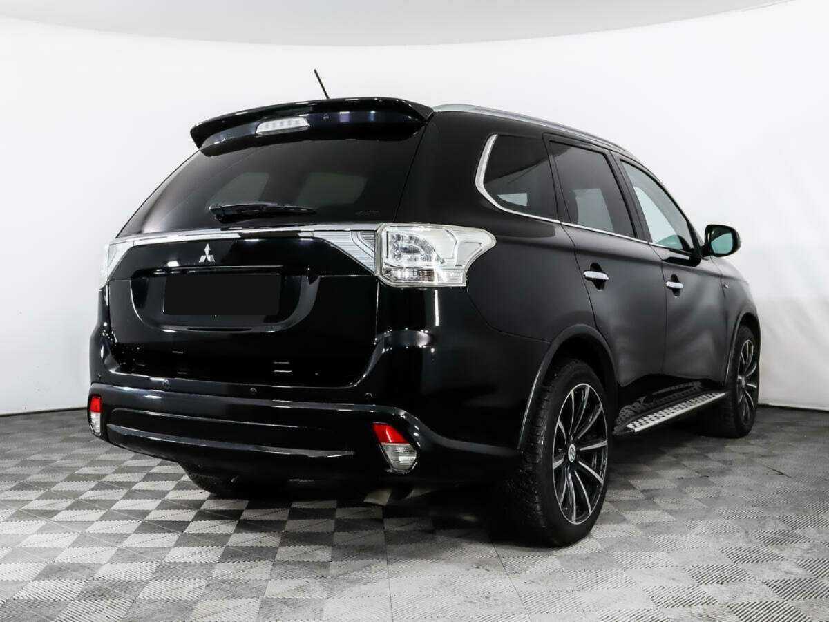Mitsubishi Outlander б/у, 2014, Автоматическая. Фото: #7