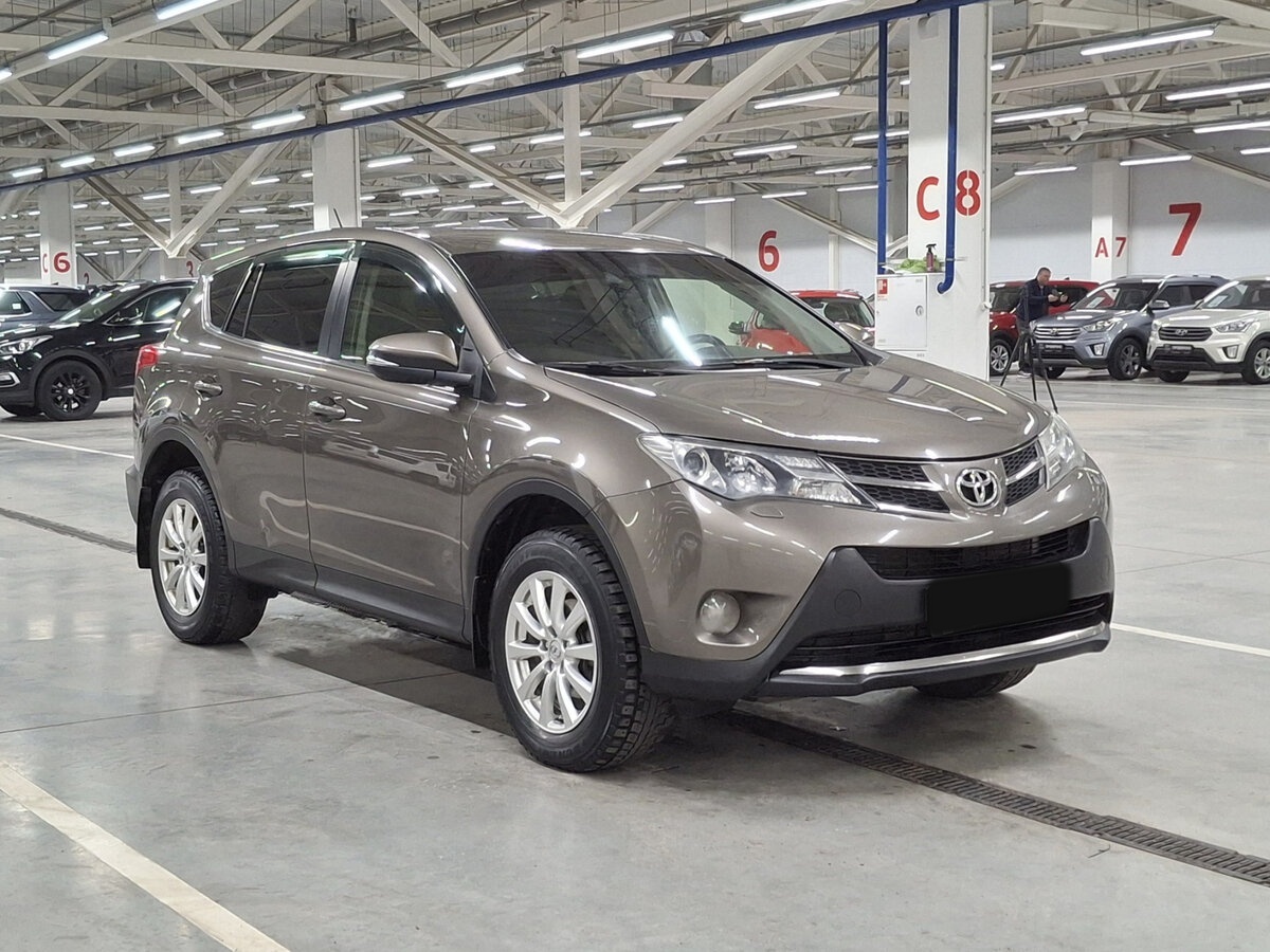 Toyota RAV4 б/у, 2013, Автоматическая. Фото: #2