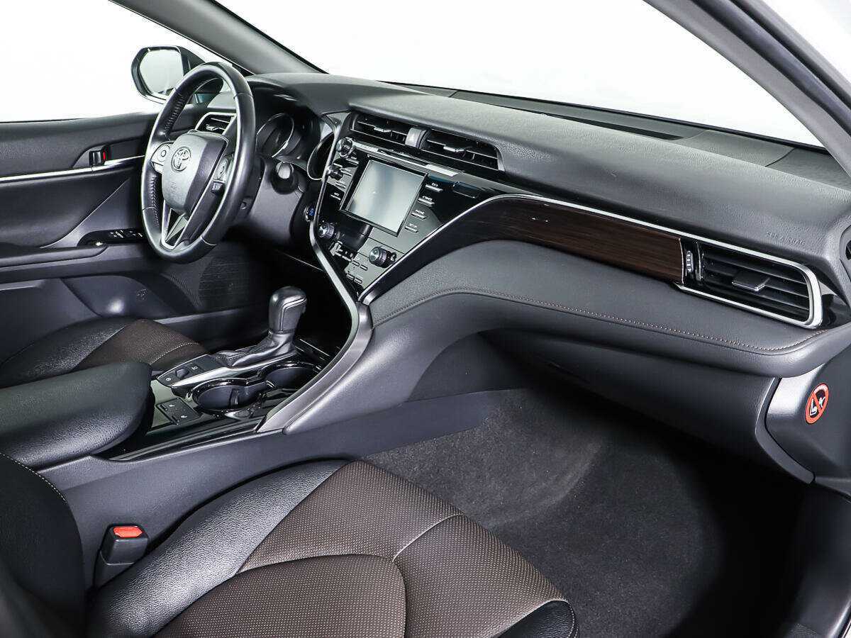 Toyota Camry б/у, 2020, Автоматическая. Фото: #8