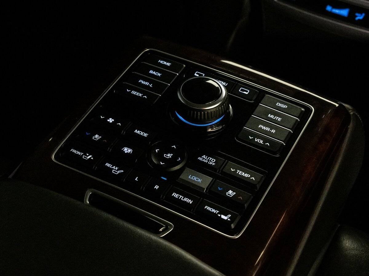 Hyundai Equus б/у, 2015, Автоматическая. Фото: #19