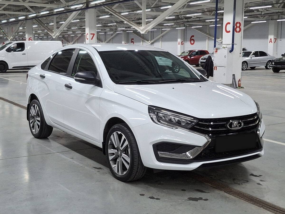 Lada (ВАЗ) Vesta б/у, 2023, Механическая. Фото: #2
