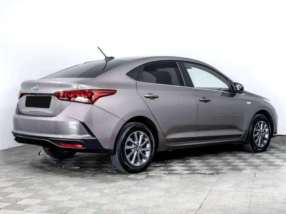 Hyundai Solaris б/у, 2022, Автоматическая. Фото: #2