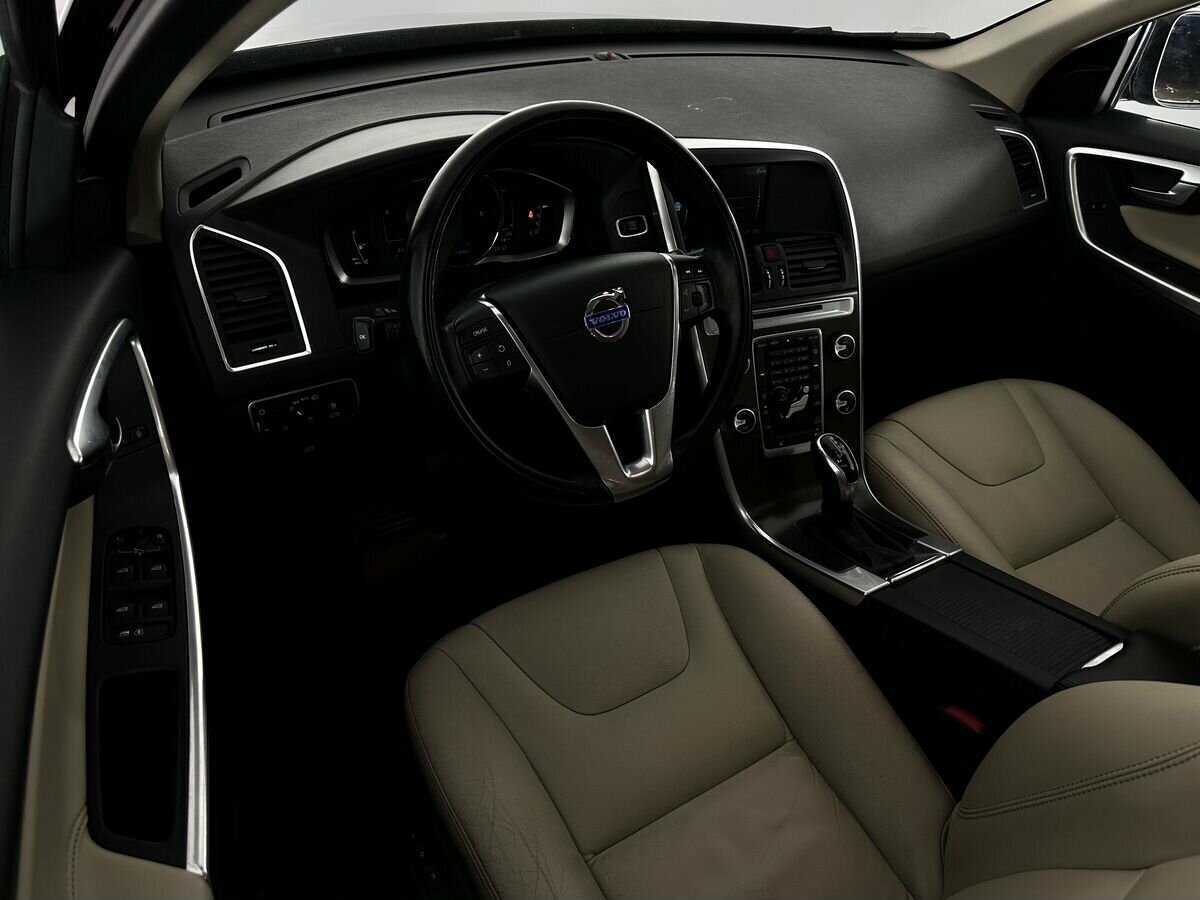 Volvo XC60 б/у, 2014, Автоматическая. Фото: #6