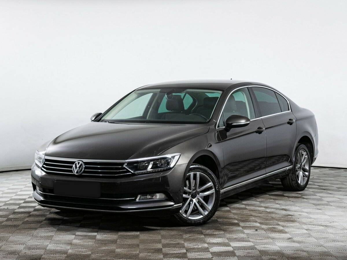 Volkswagen Passat б/у, 2017, Роботизированная. Посмотреть фото