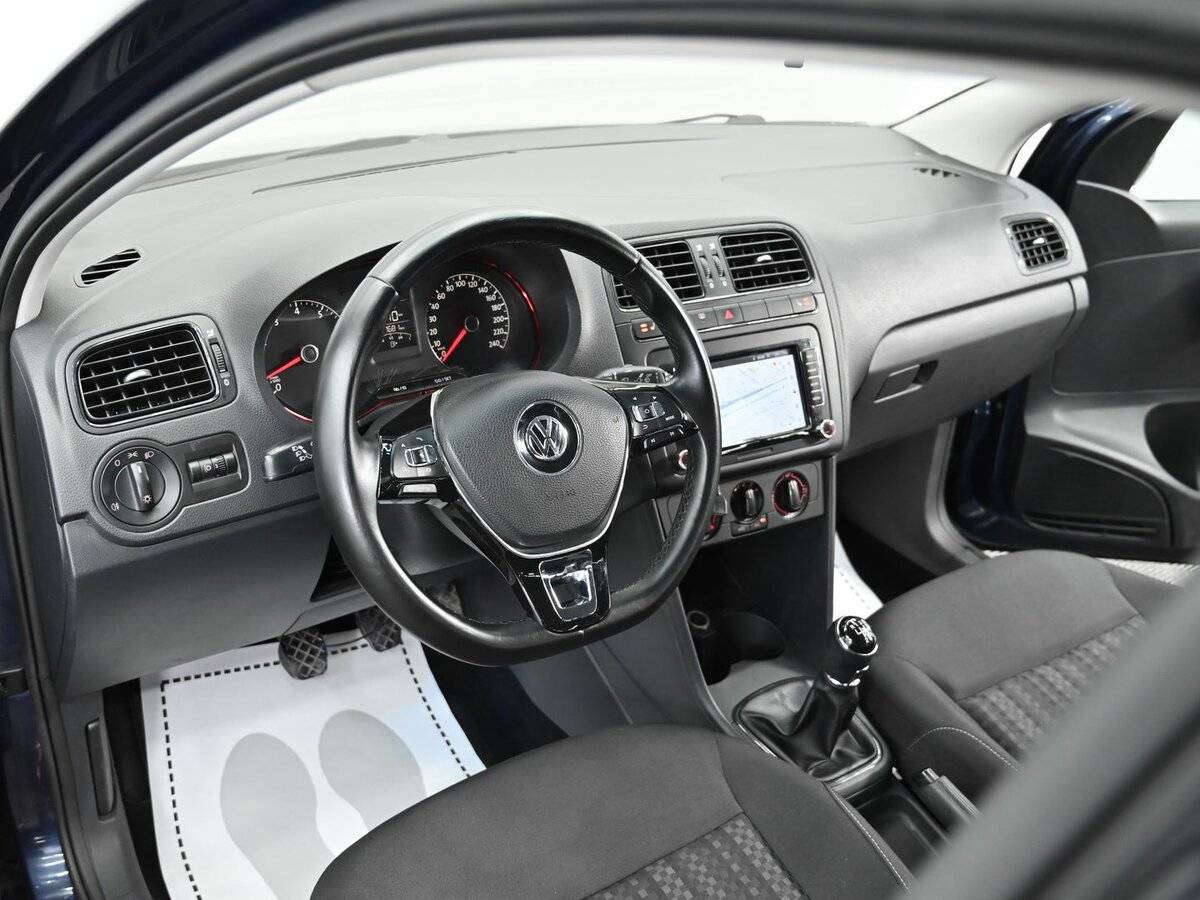 Volkswagen Polo б/у, 2016, Механическая. Фото: #7