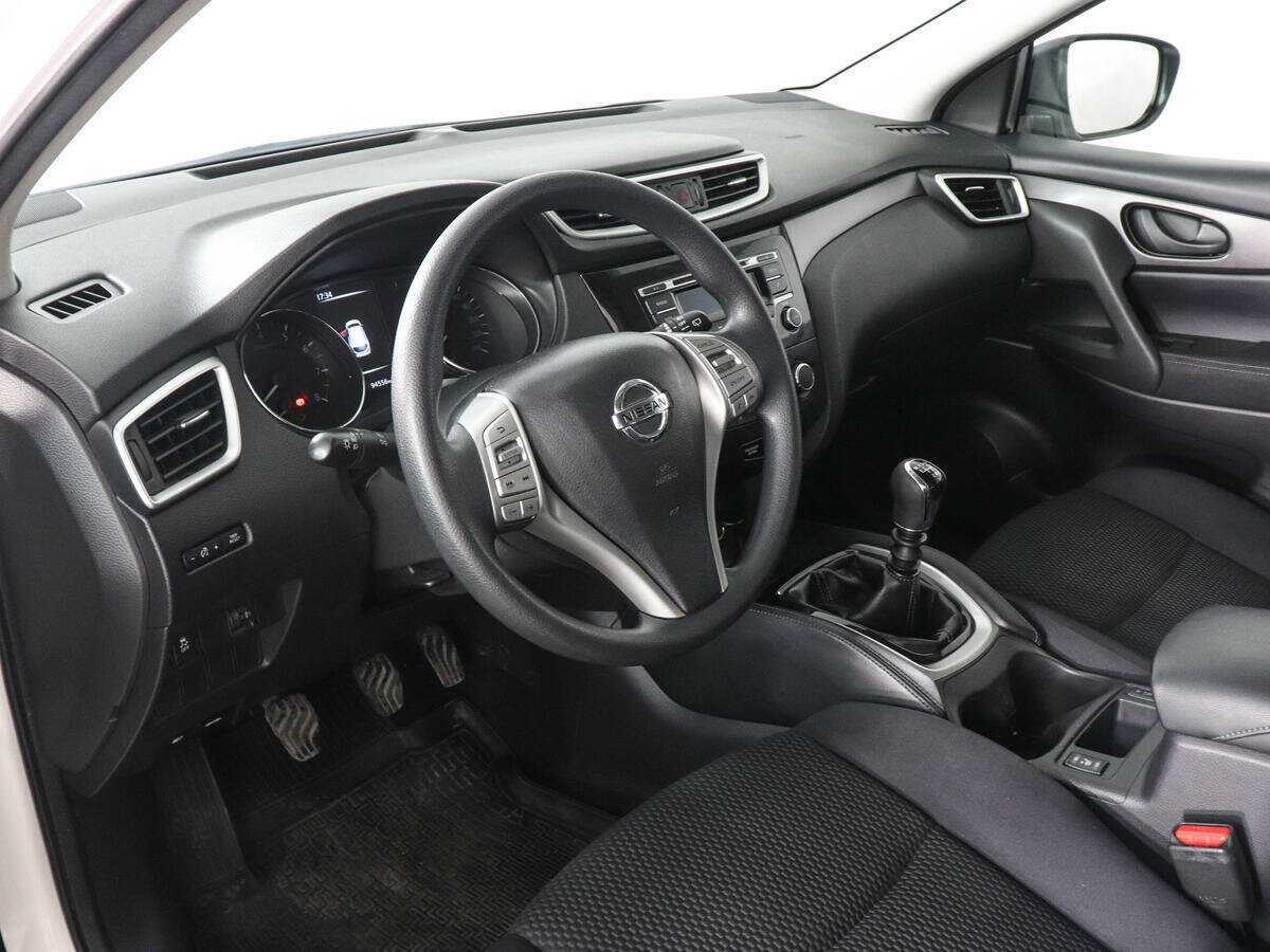 Nissan Qashqai б/у, 2017, Механическая. Фото: #8