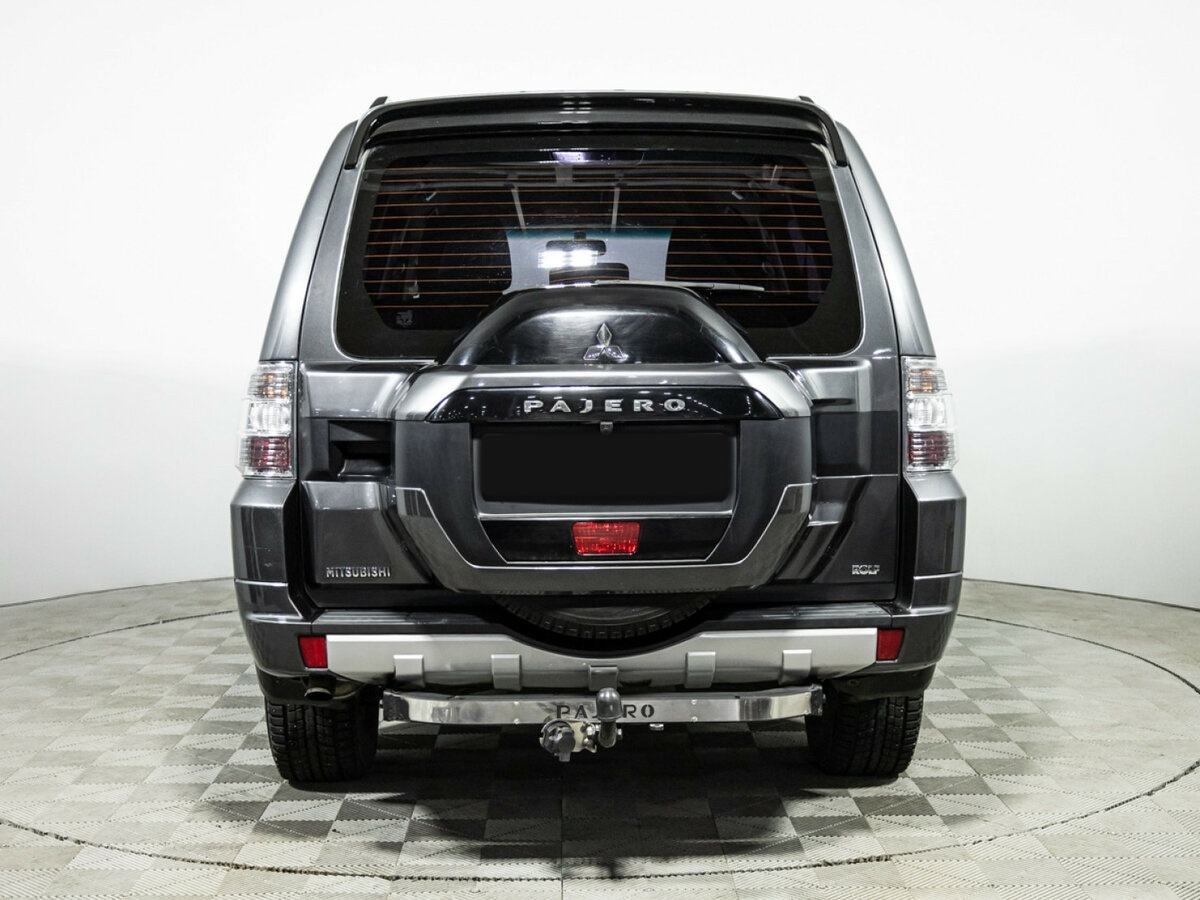 Mitsubishi Pajero б/у, 2015, Автоматическая. Фото: #4