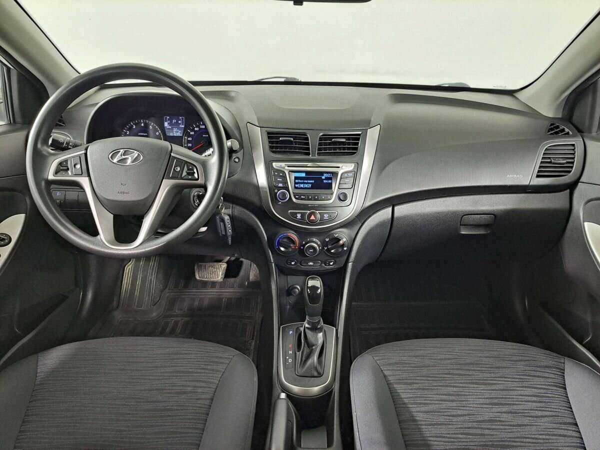 Hyundai Solaris б/у, 2014, Автоматическая. Фото: #11