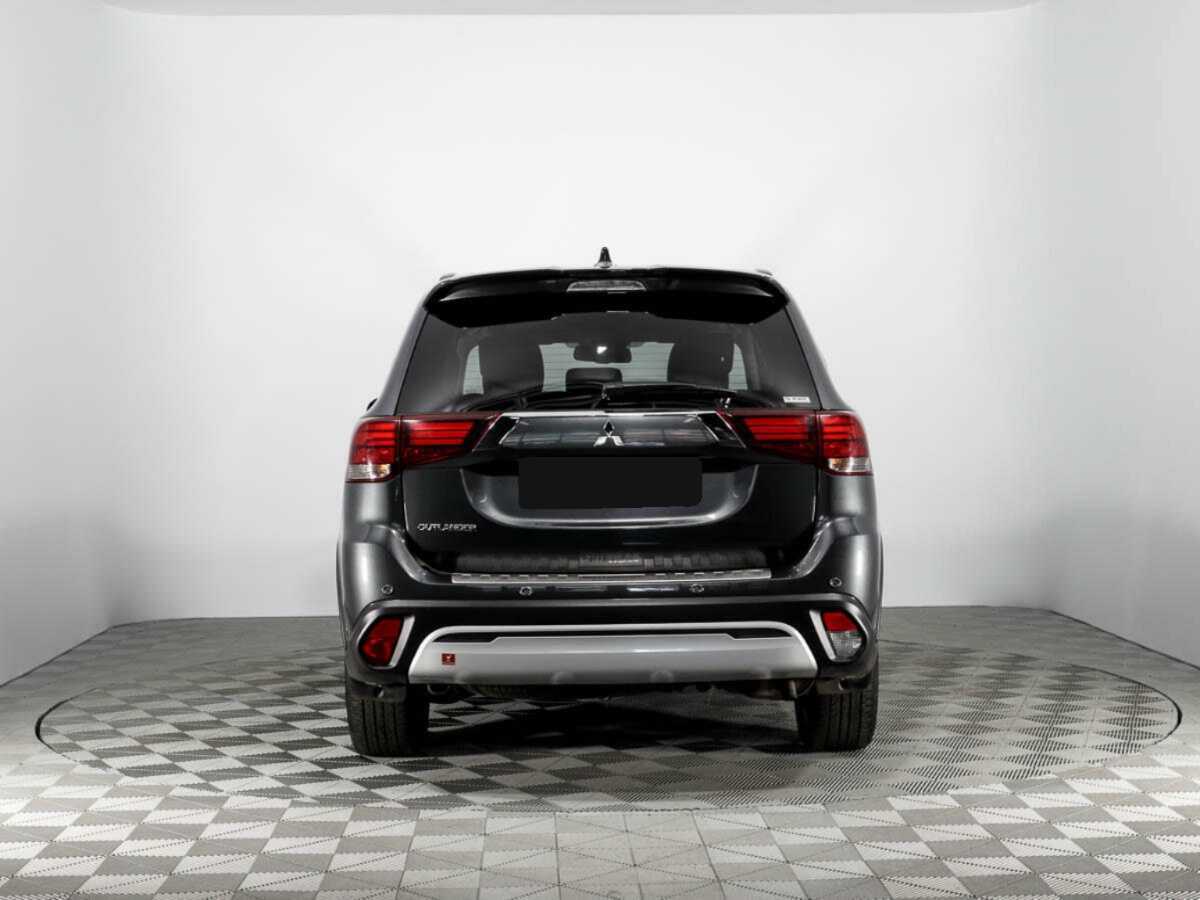 Mitsubishi Outlander б/у, 2022, Вариатор. Фото: #5