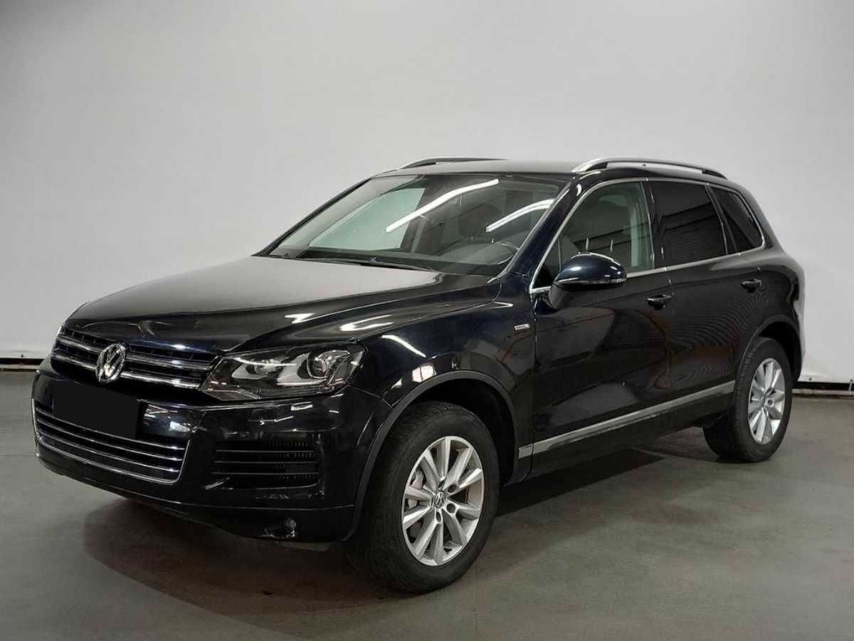 Volkswagen Touareg б/у, 2013, Автоматическая. Фото: #0