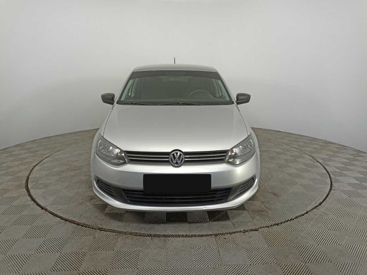 Volkswagen Polo б/у, 2014, Механическая. Фото: #1
