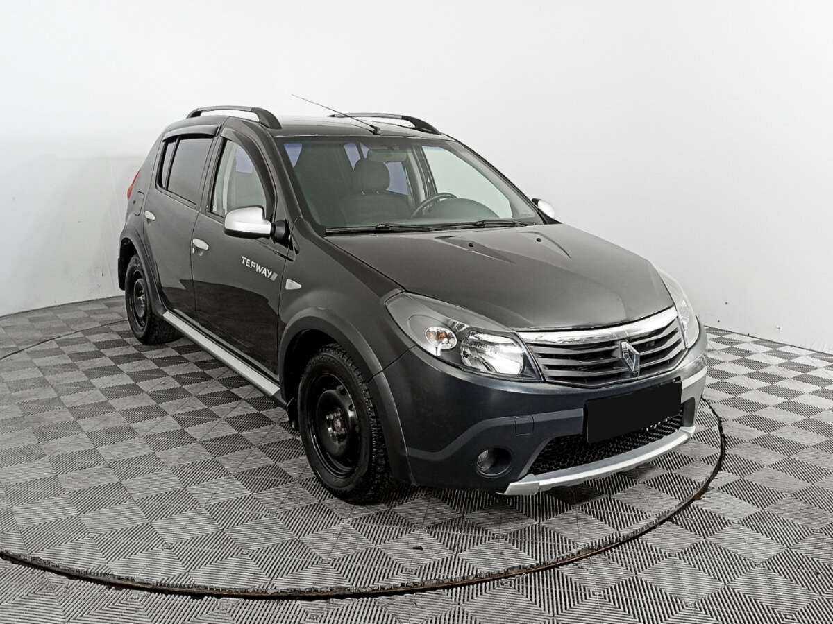 Renault Sandero б/у, 2013, Механическая. Фото: #2