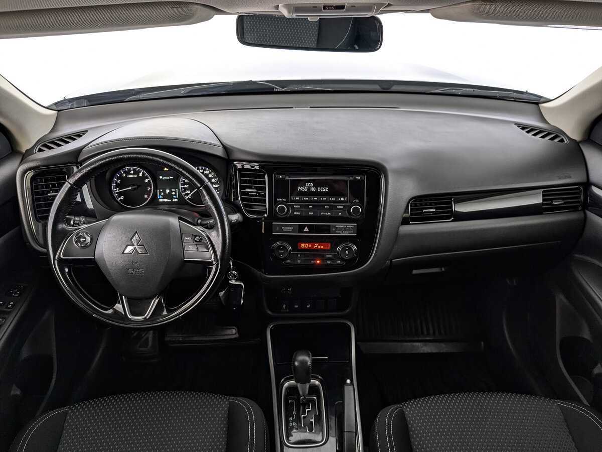 Mitsubishi Outlander б/у, 2018, Вариатор. Фото: #9